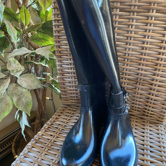 Coach ‘Lori’ Rubber Boots / New / Size 9 - Picture 3 of 6